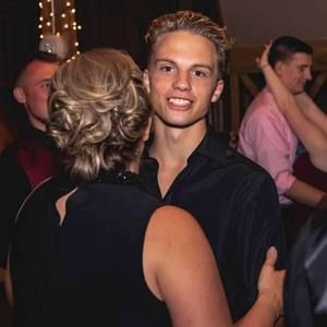 Meet your Posher, Mandy